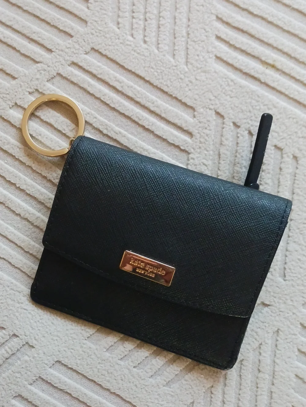 kate spade Black Saffiano Leather Key & Card Holder with Gold Hardware